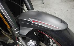TRIUMPH STREET TRIPLE RS 2019