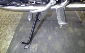 TRIUMPH BONNEVILLE T100 2023