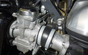 TRIUMPH THRUXTON 900 2015