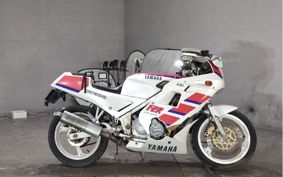 YAMAHA FZR250 2KR