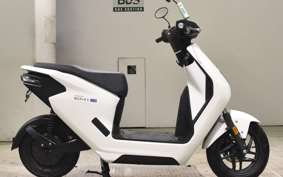 HONDA EM1E: 2015 EF16