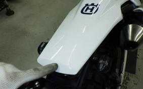 HUSQVARNA TE250I