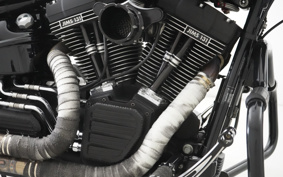 HARLEY HARLEY FXSB BREAKOUT 2013 BF5