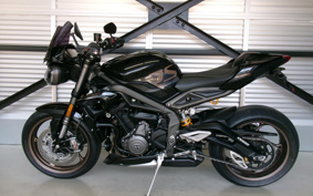TRIUMPH STREET TRIPLE RS 2022 HDA554