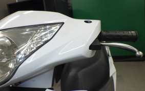 SUZUKI GSR125 2016