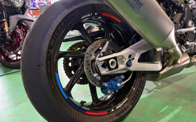 BMW M1000RR 2024 0P01