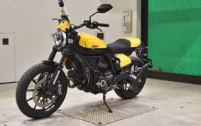 DUCATI SCRAMBLER FULL THROTTLE 2021
