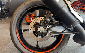 KTM 390 RC 2023 JYJ40