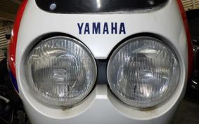 YAMAHA FZR250 2KR
