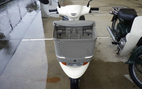 SUZUKI LET's 4 Basket CA43A