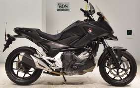 HONDA NC750X D Limited 2016 RC90
