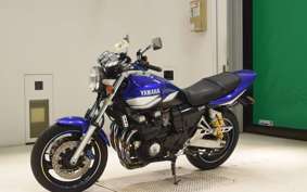 YAMAHA XJR400 Gen.3 R 2001 RH02J
