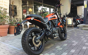 DUCATI SCRAMBLER SIXTY2 2018 KA00