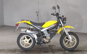 SUZUKI STREET MAGIC CA1LB