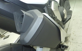HONDA X-ADV 750 2025 RH21