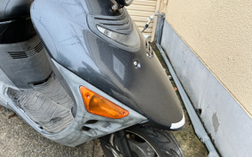 SUZUKI VECSTAR 125 CF42A