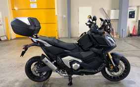 HONDA X-ADV 750 RH10