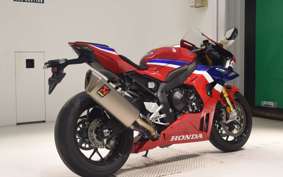 HONDA CBR1000RR RSP 2024 SC82