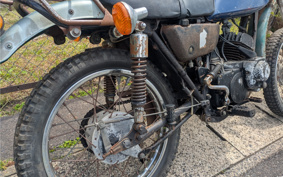 KAWASAKI 125TR F6