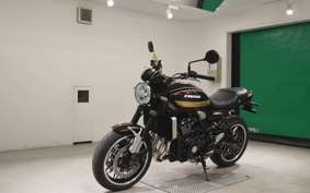 KAWASAKI Z900RS 2025 ZR900K