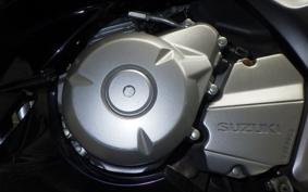 SUZUKI GSR250F 2015