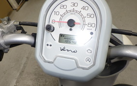 YAMAHA VINO 50 Gen.4 2005 AY02