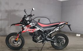APRILIA SX125 ..