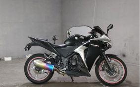 HONDA CBR250R MC41