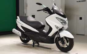 SUZUKI SKYWAVE 200 (Burgman 200) CH41A