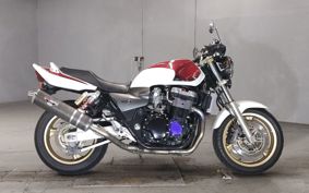 HONDA CB1300SF SUPER FOUR SC40