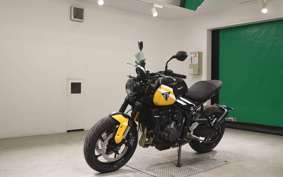 TRIUMPH TRIDENT 660 2026