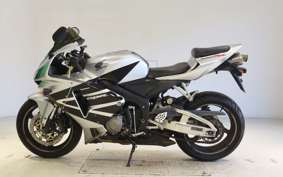 HONDA CBR600RR GEN 2 2010 PC37
