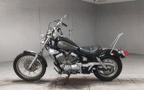 YAMAHA VIRAGO 250 3DM