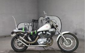 YAMAHA VIRAGO 250 3DM