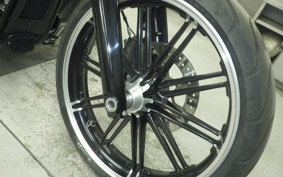 HARLEY FXBRS1870 2021