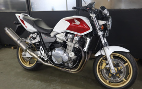 HONDA CB1300SF SUPER FOUR 2005 SC54