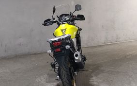 SUZUKI DL650 ( V-Strom 650 ) C733A