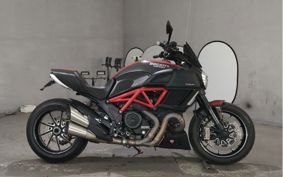 DUCATI DUCATI  DIAVEL  CARBON G105JA