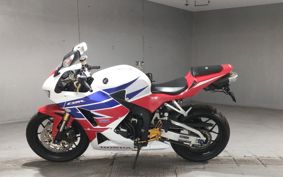 HONDA CBR600RR PC40
