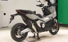 HONDA X-ADV 750 2026 RH21