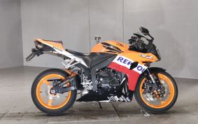 HONDA CBR600RR PC40