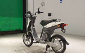 YAMAHA EC-03 2018 SY06J
