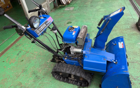 YAMAHA  SNOW BLOWER  MACHINE 