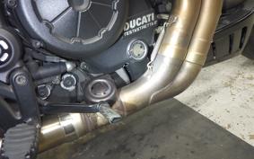 DUCATI DIAVEL 2013