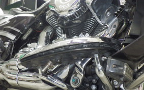 HARLEY FLHXSE 1800CVO 2015