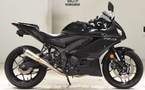 YAMAHA YZF-R3 2023