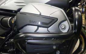 BMW R NINE T 2024
