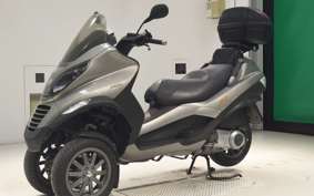 PIAGGIO MP3 250
