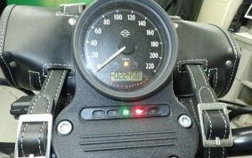 HARLEY XL883N 2015