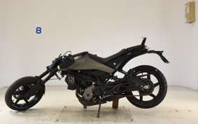 HUSQVARNA SVARTPILEN 250 2005
